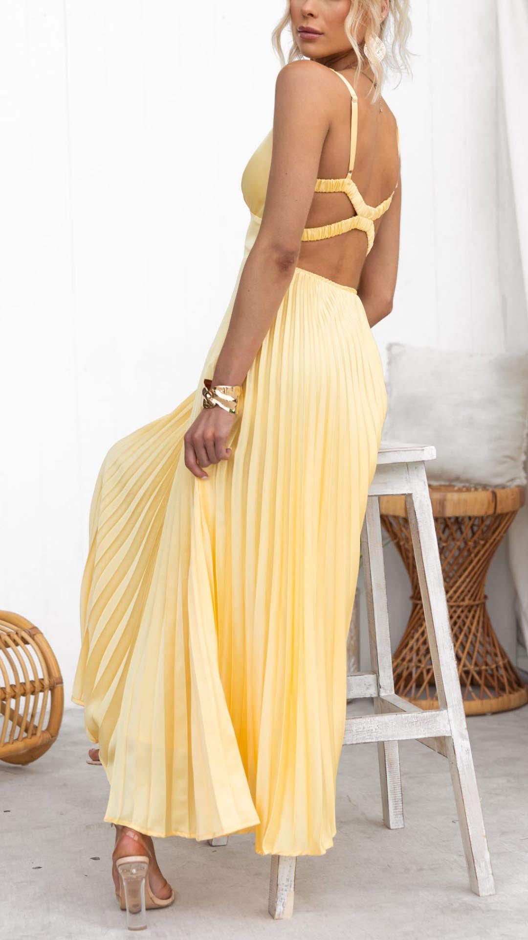 Verenaluxe™ | Pleated V-Neck Maxi Dress