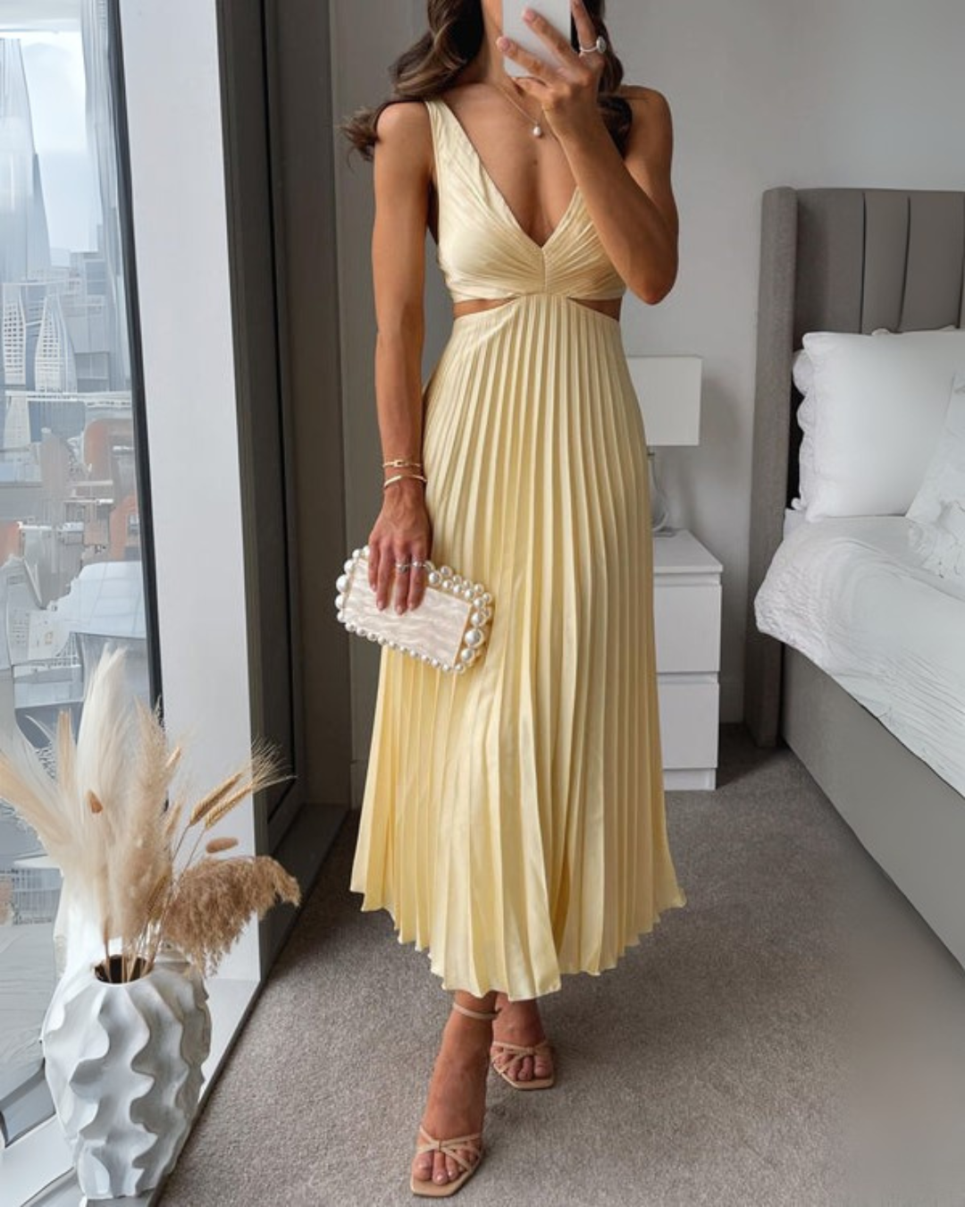 Verenaluxe™ | Radiant Twist Dress